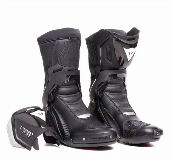 Dainese nexus 3 in & out 車靴