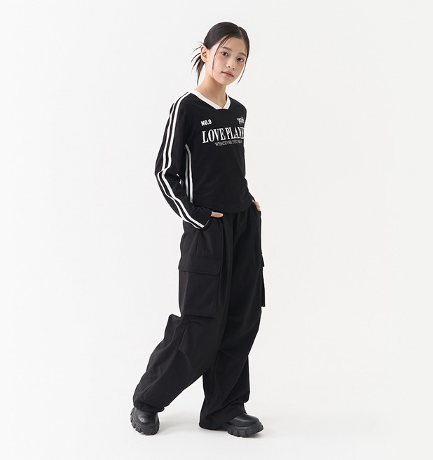 더데이걸_평촌점_두 줄 브이넥 긴팔티*##*^초등 고학년 티셔츠_TGLA25103_평촌점