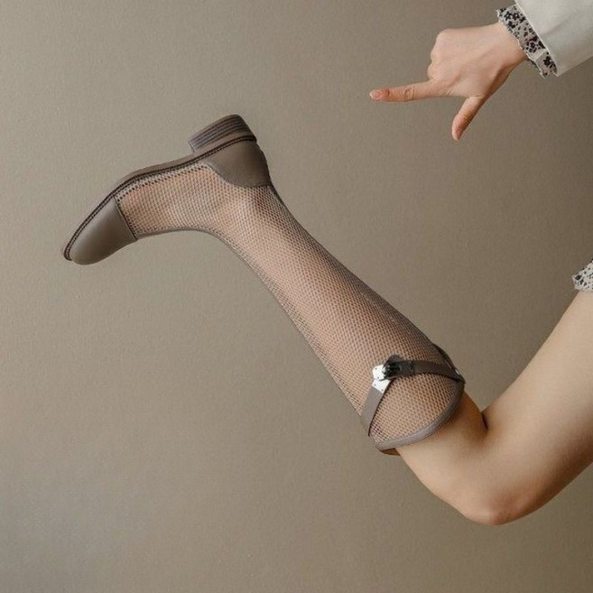 라운드 샌들부츠 여자 여름 유행 통기 네트 굵은 굽 워커