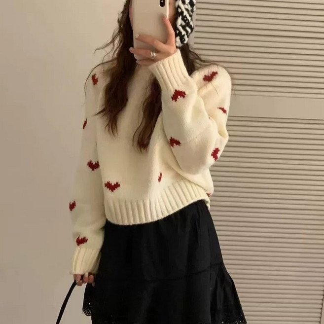 캐주얼 여성용 라운드넥 니트 스웨터 봄가을 여성 루즈핏 하트 풀오버 상의 추동 여자 데일리룩 긴팔 니트티 LCC