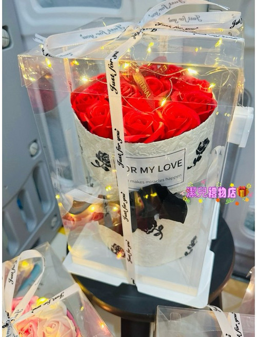 香皂玫瑰花束禮盒：聖誕節/生日/情人節/母親節/畢業告白求婚花束 可客製急單, 1個, 白色禮盒