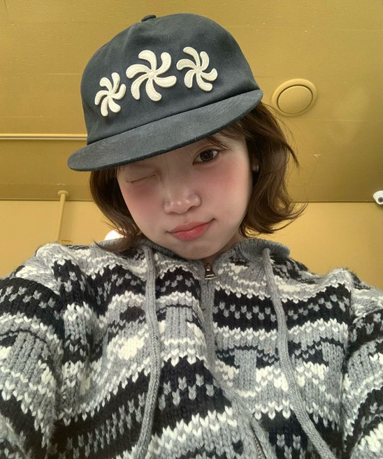 매장정품 아모우 AMOU SPIRAL 5PANNEL CAP BLACK AM26SSAC02BK 169498, NONE