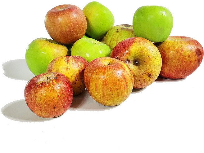 [아침이슬사과] 경북 맛있는 새콤달콤 부사 사과 가정용 주스용, 1박스, 계절 주스용 사과 9KG(심한멍미색점박등반품교환X)