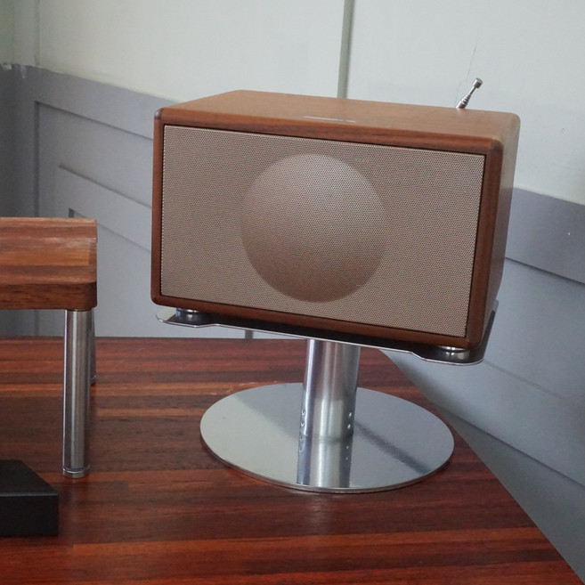 제네바 S 스피커 호환 스탠드 책상 파이, 실버