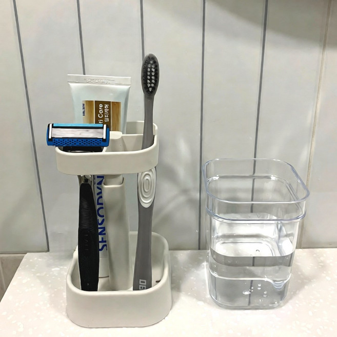 도르비 다기능 스탠딩 칫솔거치대 무타공 욕실, 1개, 아쿠아블루