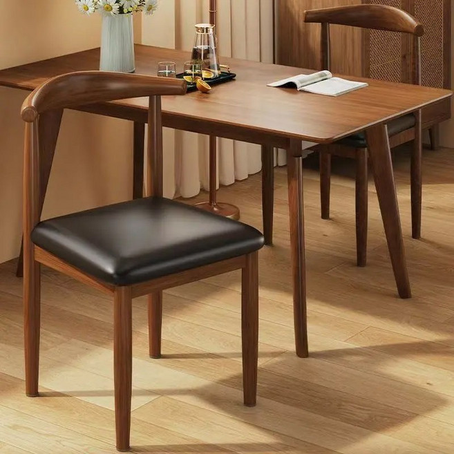 SeekFun 식탁 의자 카페 의자 인테리어 의자 고무나무 프레임 고급 PU쿠션 등받이 카우 디자인, 블랙, 1개