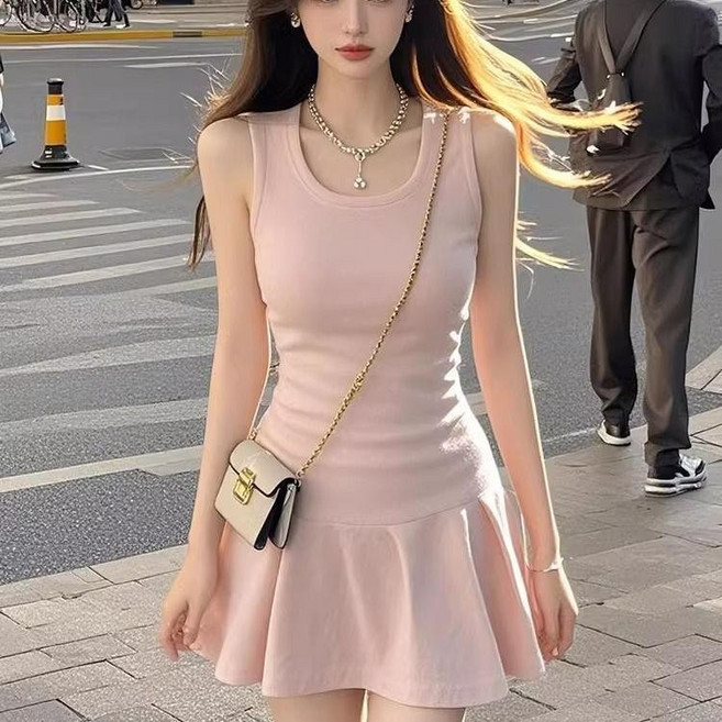 粉色收腰顯瘦無袖背心連衣裙 女 短款a字裙 顯身材 小禮服裙