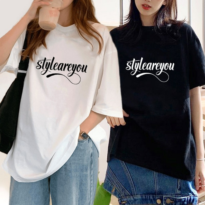 1+1 스타일아유 여성 감성 레터링 루즈핏 반팔 티셔츠 고급스러운 우유실크원단 신상무배 TS3408