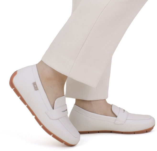 바니플랫 Banyflat 여성 페니 로라 로퍼