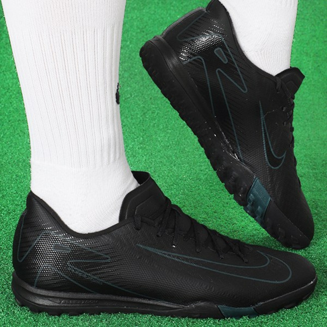 나이키 축구화 풋살화 ZOOM 머큐리얼 베이퍼 16 아카데미 TF 인조잔디 맨땅 겸용 올블랙