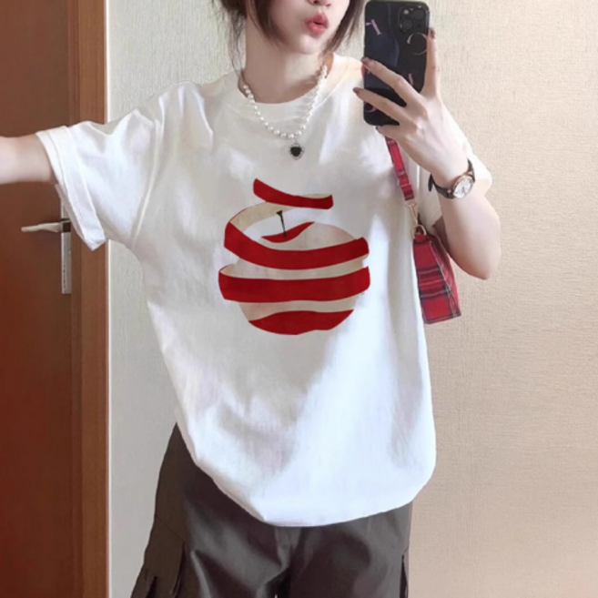 Makone 여성 화이트 순면 애플 사과 프린트 노멀숄더 루즈핏 반팔 티셔츠 데일리 스쿨룩
