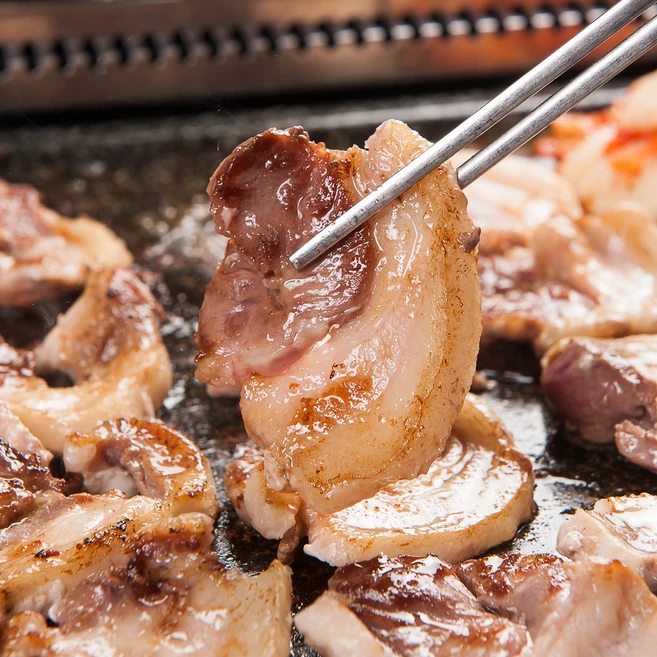 [제주 1%의 맛] 육즙팡팡 초신선 제주 흑돼지 뒷고기 (냉장) 구이용, 2kg, 1개 - 쿠팡