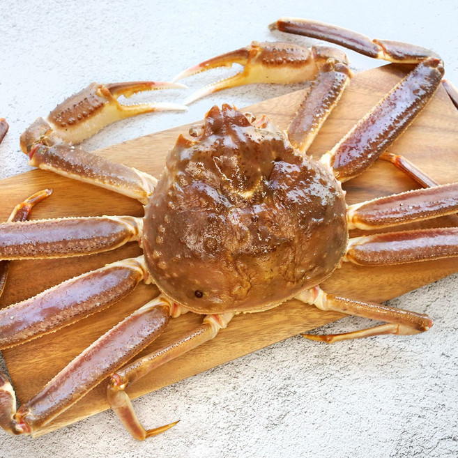 (찜 가능) 신통씨푸드 동해항 산지직송 활게 최상A급 러시아대게 스노우크랩 속이꽉찬 수율80% 이상 2kg(2마리), 1개