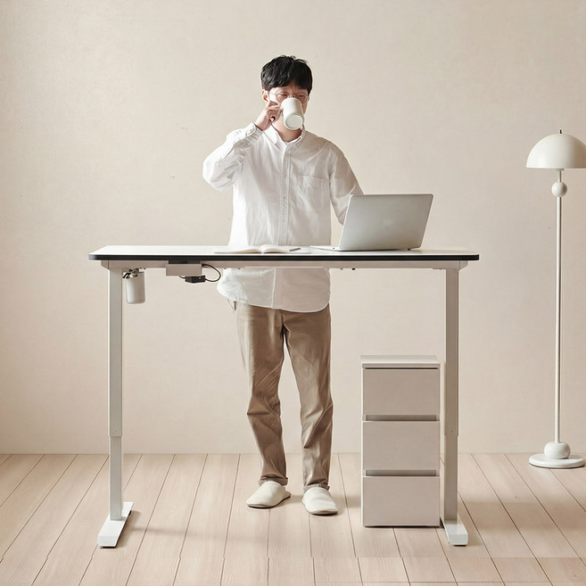 아씨방가구 무빙워크 전동 높이조절 모션데스크 1200 (책상+서랍장), 엣지 화이트