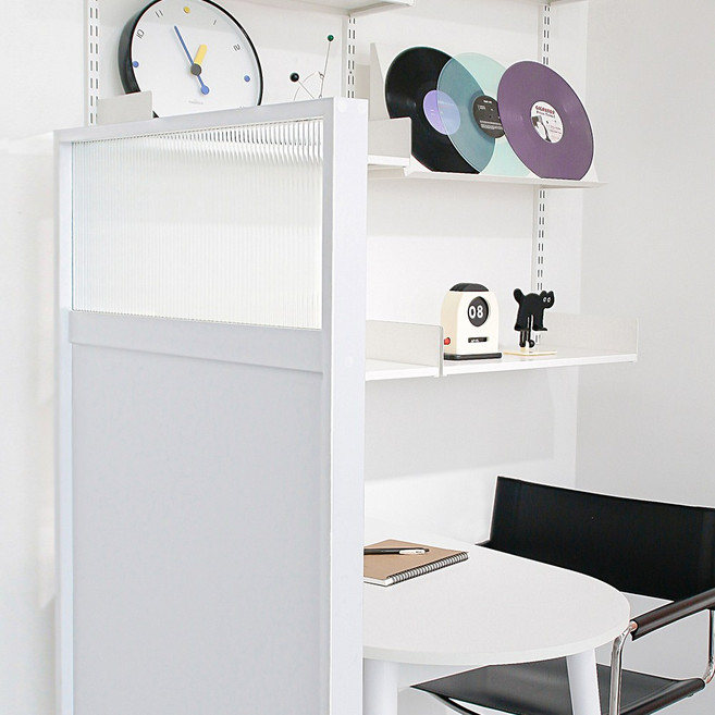 카미코코 공간 분리 가벽 가림막 스탠드 유리 파티션 835x1500, 화이트