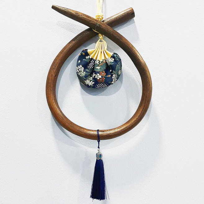 모모커머스 재물운 가져다주는 소코뚜레 복조리 복주머니 코뚜레 개업/이사/오픈/새해 선물, 행운 코뚜레_파랑 복주머니