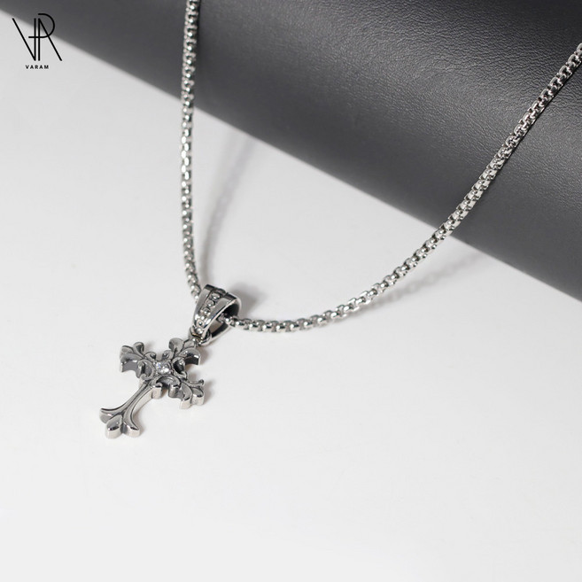 VARAM 써지컬스틸 엔틱 큐빅 십자가 목걸이