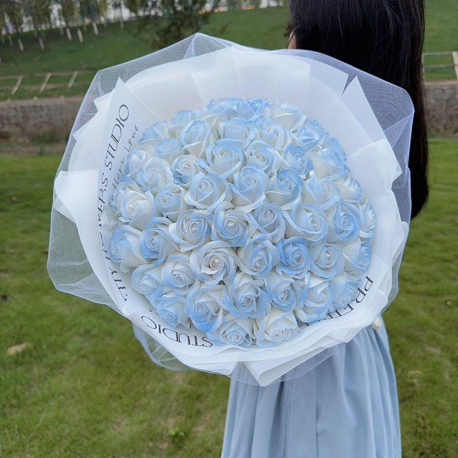 碎冰藍玫瑰香皂花束 情人節生日禮物, 1個, 大花束52朵碎冰藍+燈串+賀卡