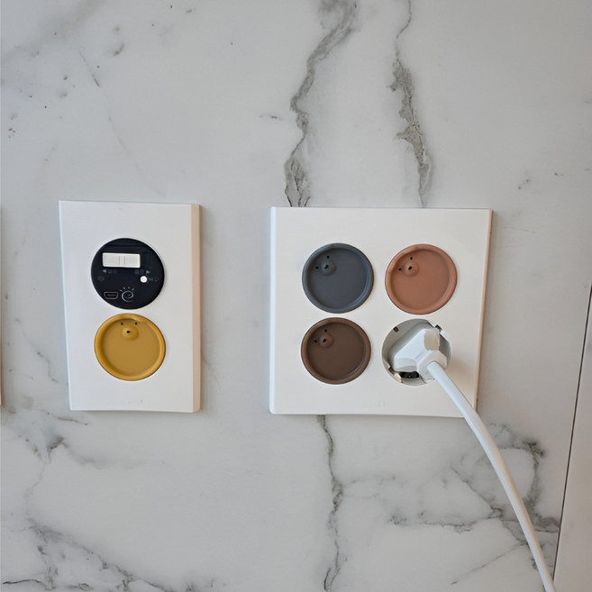 실리콘 콘센트 안전커버 구멍 가리개 덥개 멀티탭 안전커버, 안전커버 블랙, 1개