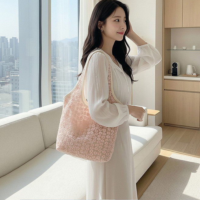 글램디브 라린드 데일리 로맨틱 꽃자수 쇼퍼백 바캉스룩 가벼운 소프트 숄더 망사 에코백 A2286