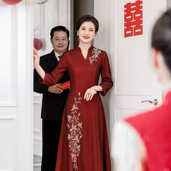 媽媽婚宴禮服 春夏氣質喜婆婆結婚旗袍裙 高貴年輕新款, 酒紅色,XL