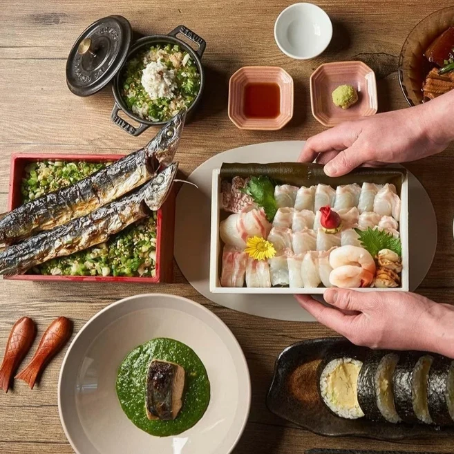 이로리센 숙성회, 1개, 300g, 2인 광어 참돔 연어 랜덤제철