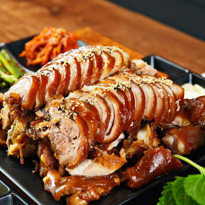 [오픈특가]국내산 냉장 수제모둠족700g(뒷다리순살+미니족)+소스2종 식당 중자와 동일한 구성, 700g, 1개