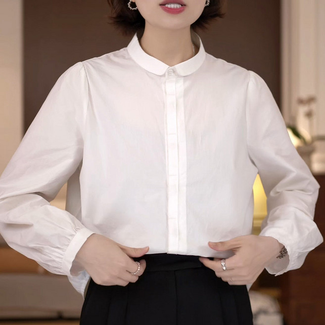 봄 가을 입체 컷팅 분위기로 스타일리쉬하게 코디하기 좋은 캐주얼 여성 셔츠