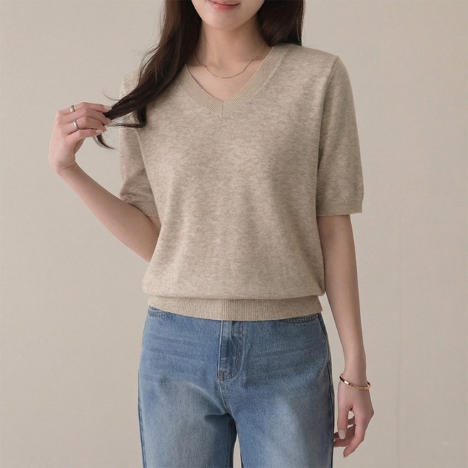 데일리앤 비토 14컬러 부드러운 여성 브이넥 기본 무지 5부 반팔 니트 티셔츠