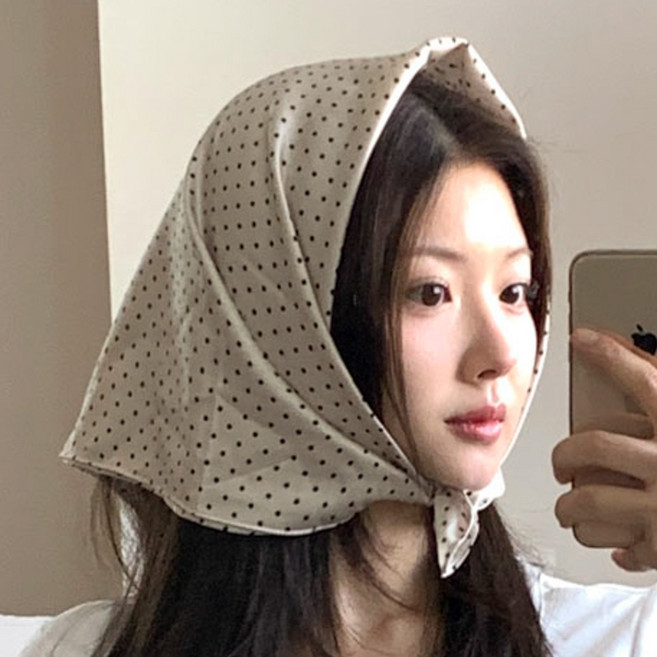 블루씨티 레지스터 도트 패턴 스퀘어 사각 스카프