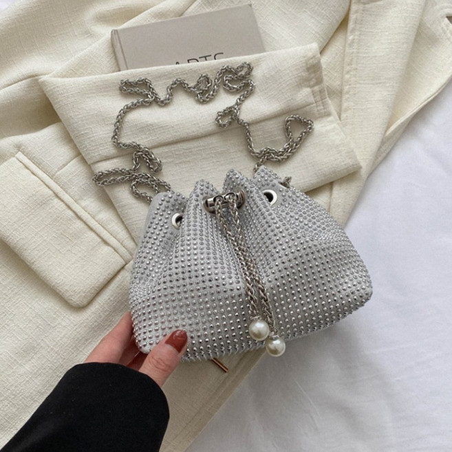 글램디브 러즈아 큐빅 숄더 비즈백 체인 파티가방 A2258