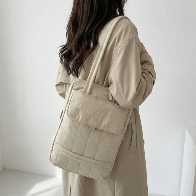 살랑소담점 생활방수 노트북 파우치 가방 크로스백 15인치 경량 수납 심플 디자인 남녀공용 3컬러, 크림화이트