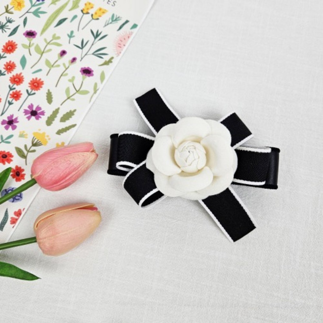 무이토린다 오드리 무드 카멜리아 리본 헤어핀