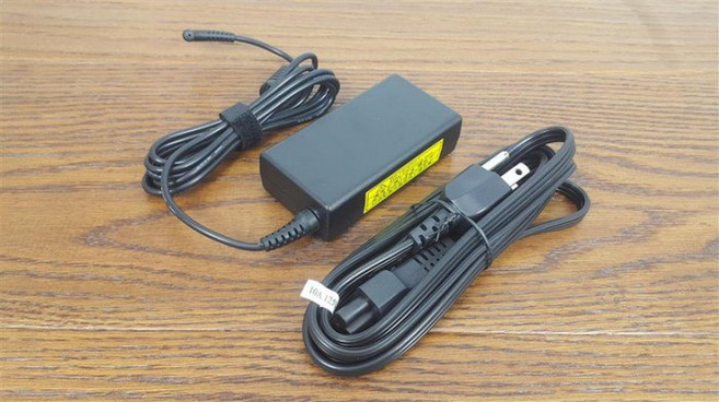 副廠 65W 變壓器 V3-372-55AM V3-372-56YH V3-372-704Z ACER 宏碁, 1個