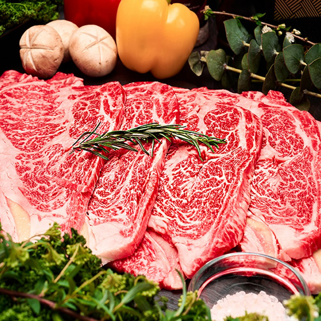 소고기 숙성 한우 등심 구이 육즙가득 마블링 스테이크 1kg 실속포장, 1개, 한우 등심 1kg