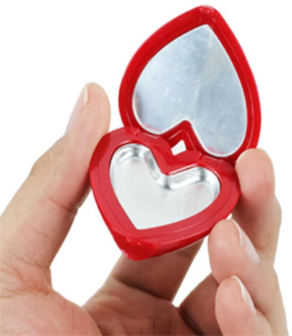 기프트레인 하트 립글로스 용기 공팔레트 휴대용립스틱소분케이스