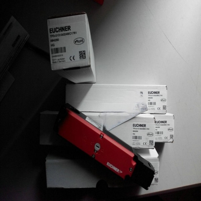 TP3-2131A024MC1761 ( 번호) 084290） EUCHNER 안전 스위치, 1
