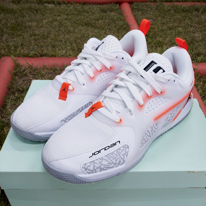 나이키 조던 헤어 시리즈 PF 화이트 토탈 오렌지 남성용 농구화 스니커즈 운동화 신발 데일리화 일상화
