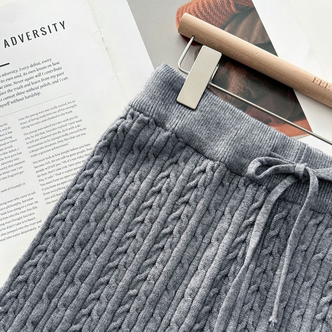 高腰抽繩麻花針織闊腿短褲