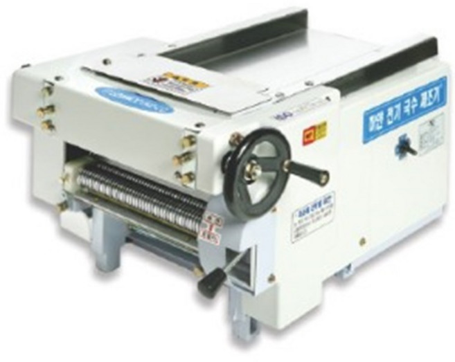 삼우 제면기 sn-77 면기계 하얀전기국수제조기(중화용 2.5mm 굵은면용), 1개