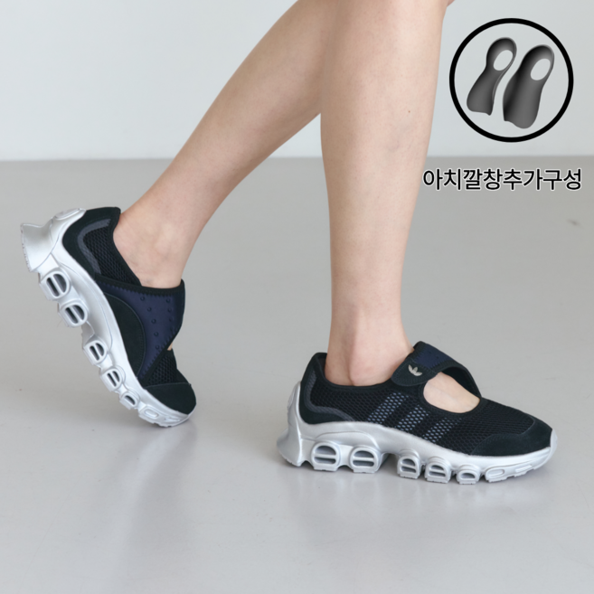 2위 - 아디다스 아디폼 코어블랙 메가제인 여성 경량 키높이 블랙 샌들 벨크로 찍찍이 메리제인 플랫폼 신발