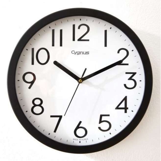 리빙스토리 시그너스 국산 무소음 원목 벽걸이시계 29cm 거실 사무실 인테리어 집들이 선물, 블랙