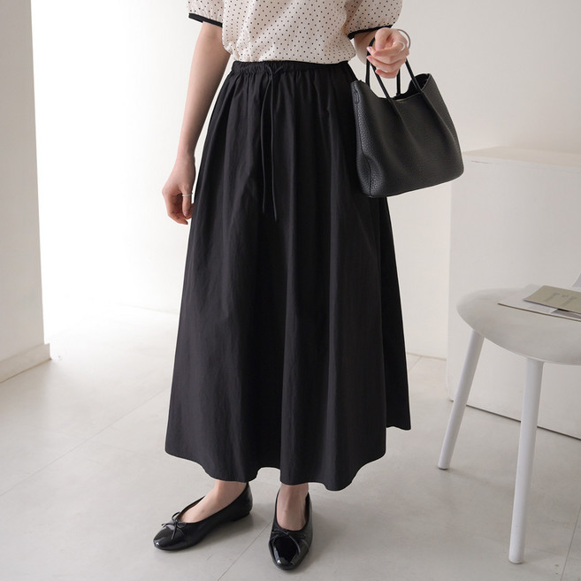 데일리앤 산토리 밴딩 바스락 아노락 플레어 롱 스커트 화이트 치마 봄 여름 가을