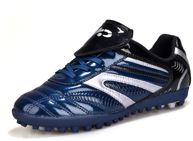 포인트 인조 잔디 야구화