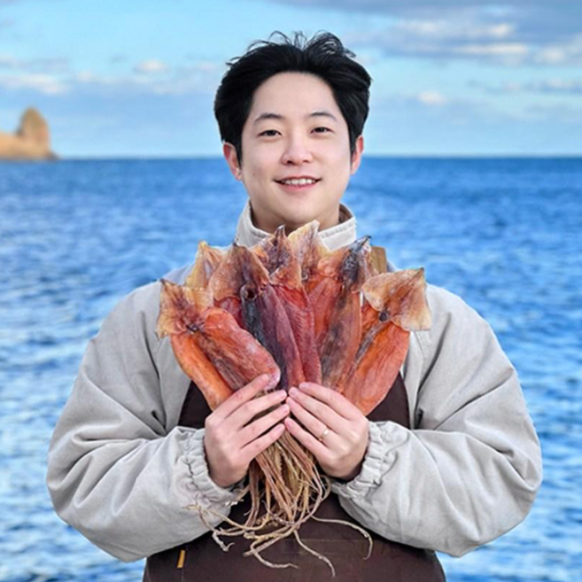 슈퍼스퀴드 울릉도 반건조 마른 오징어, 마른오징어(중)/ 5마리 / 300g, 1개