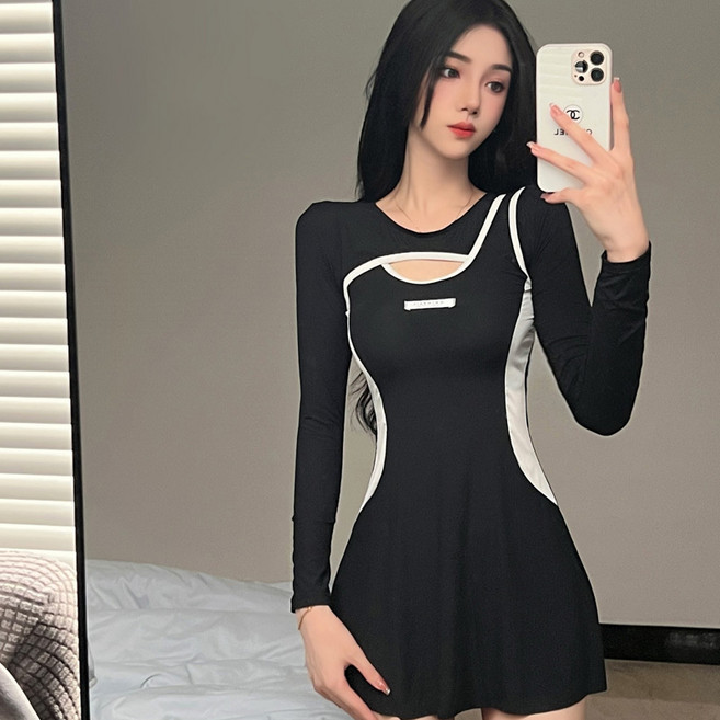 LIULU爆款游泳衣女長袖罩衫防曬連體裙式遮肚顯瘦高級感度假泡溫泉保守