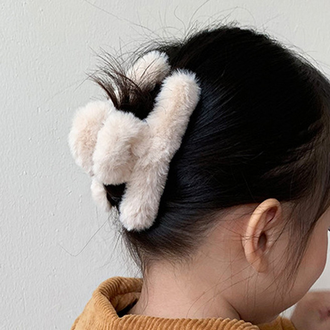 ZZ790u 소프트 페이크 퍼 집게핀 반머리 보들 밍크 겨울 포근 폭신 심플