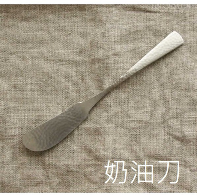 日本 燕三條 18-8不鏽鋼 和味 槌目入 霧面 奶油刀 果醬抹刀 144mm, 1個, 不鏽鋼原色