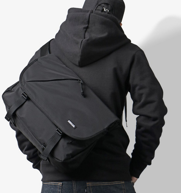 bubilian Agnes郵差包, Black