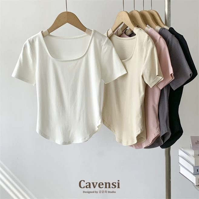 Cavensi 顯瘦大U領短袖短版素色上衣